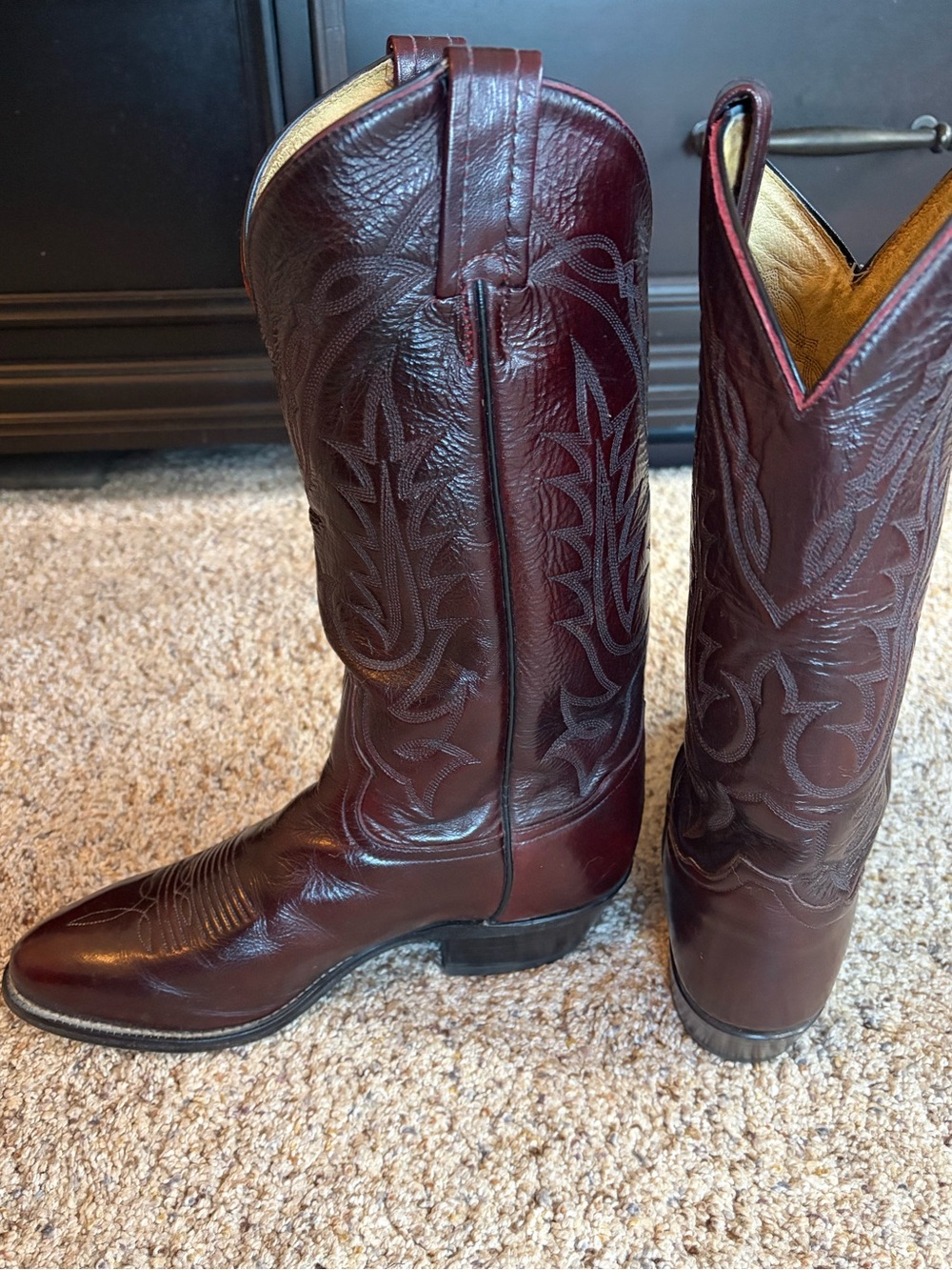 Men’s Tony Lama Cowboy Boots 8
